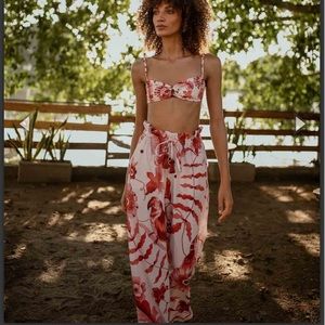 Encantadore tropical print paper bag waist palazzo pants with side slits size M